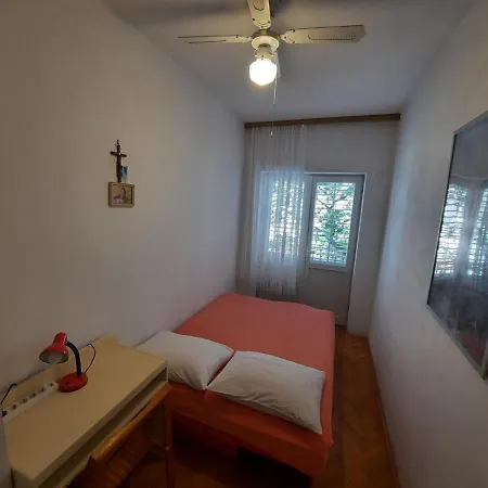 With A Parking Space - 12211 Apartment Makarska